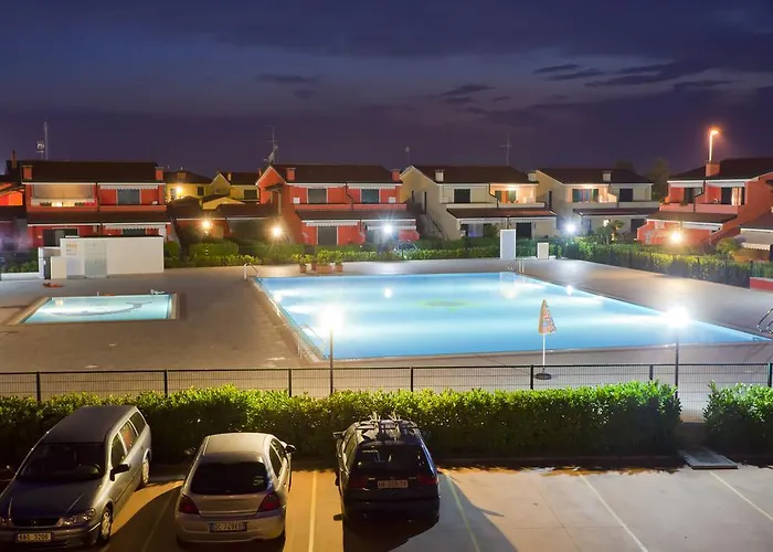 Villaggio Dei Fiori: Family-Friendly Resort with Pools and Buffet